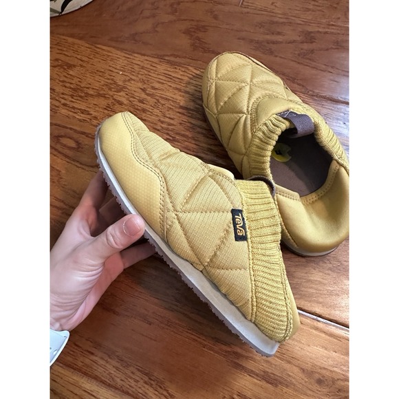 Teva ReEmber Ember Moc Honey Gold Shoes Womens Size 5 - Picture 1 of 7